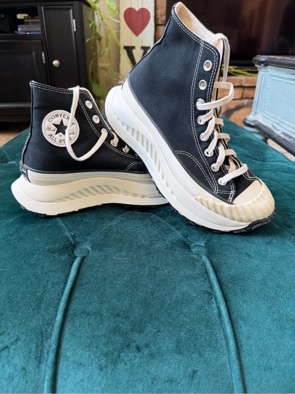 Converse Chuck 70 AT-CX Hightops - Picture 3 of 12